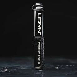 Lezyne Pocket Drive Minipumpe -Fahrradbeleuchtung importe magasin lezyne pocket drive fahrrad minipumpe 2020 304986 d