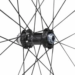 Shimano Ultegra WH-R8170-C60-TL Laufradsatz (28"/Tubeless) -Fahrradbeleuchtung importe magasin shimano ultegra wh r8170 c60 laufradsatz 2021 309828 3