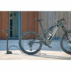 SKS Air-X-Plorer 10.0 Standpumpe -Fahrradbeleuchtung importe magasin sks air x plorer 10 0 fahrrad standpumpe 2022 311795 f